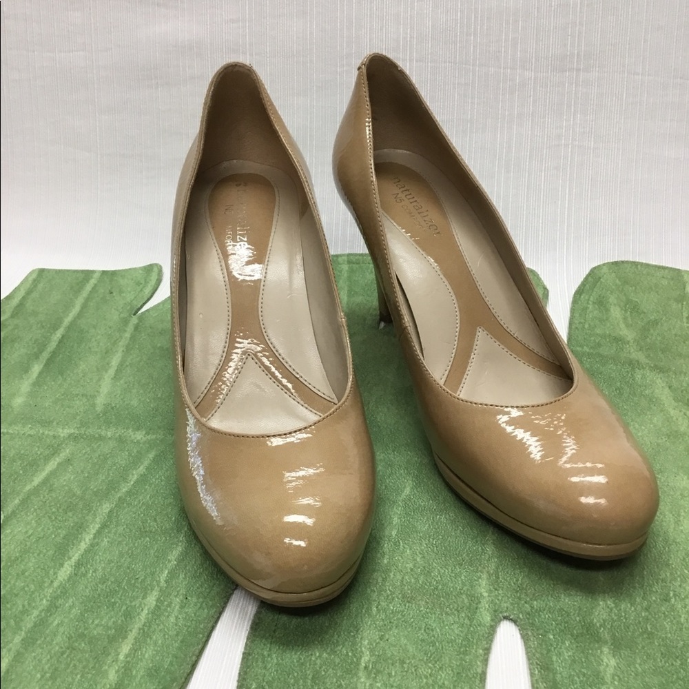 Naturalizer Neutral Color